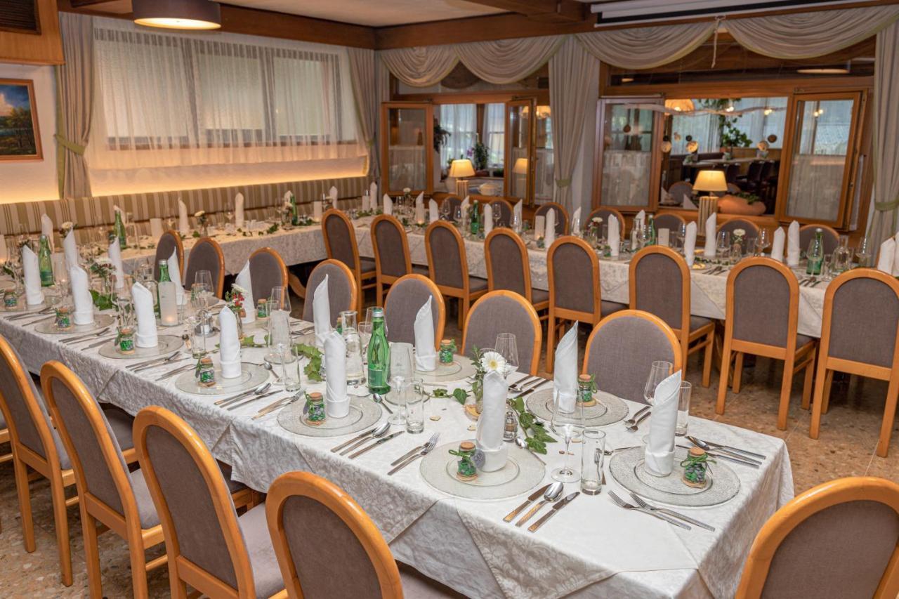 Gasthuis Landhof Waidegger Wirt - Hotel, Restaurant, Bar